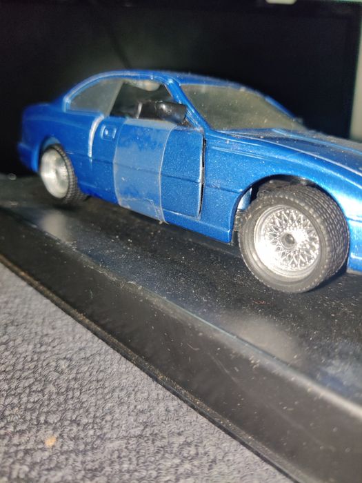 Miniatura bmw 850i