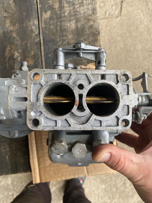 Продам Карбіратор зіл 131