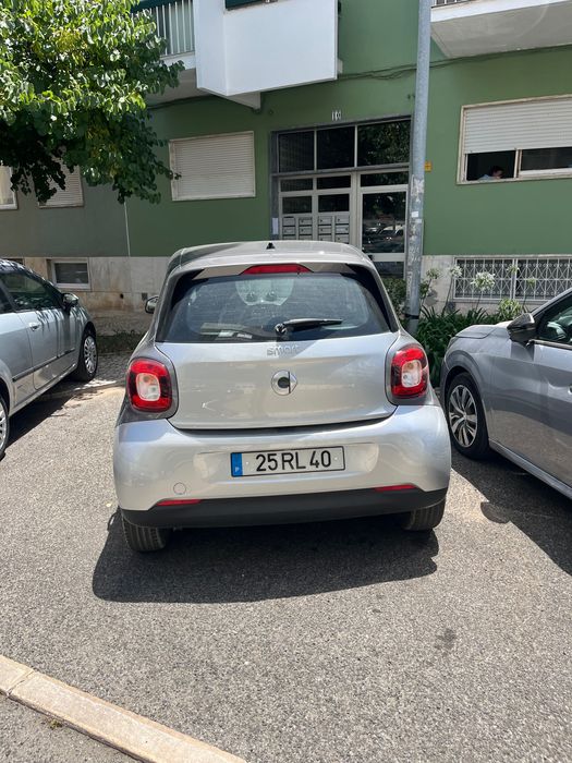 Carro Smart forfour