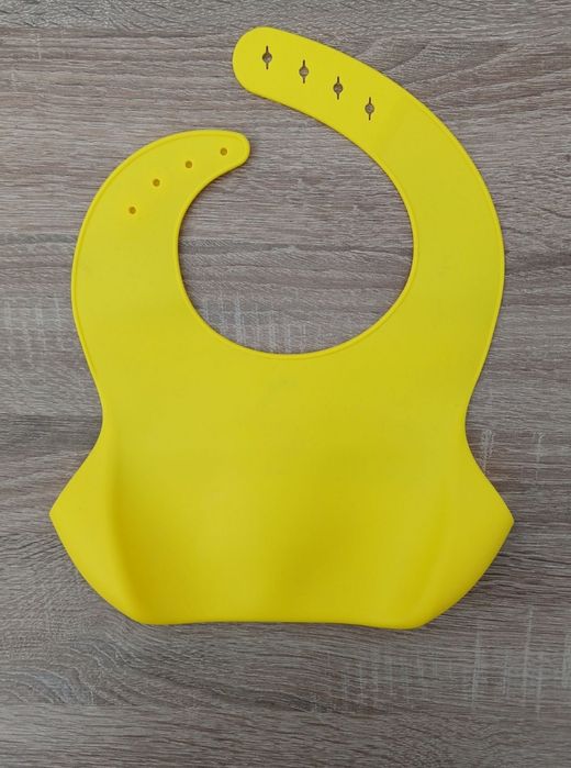 Новий силіконовий слинявчик