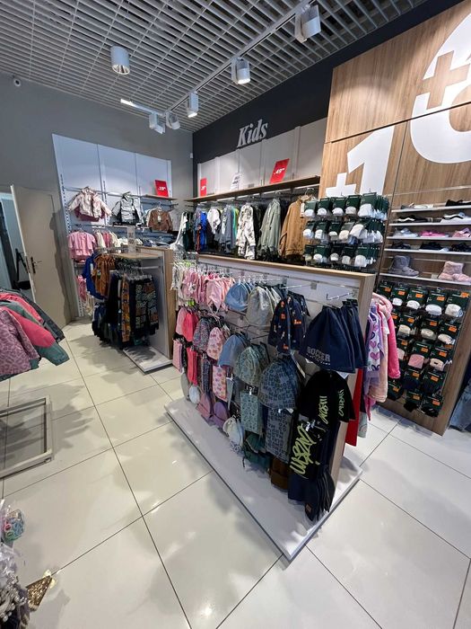 Sprzedam kompletne wyposażenie sklepu SUPER CENA Do 07.03!!!