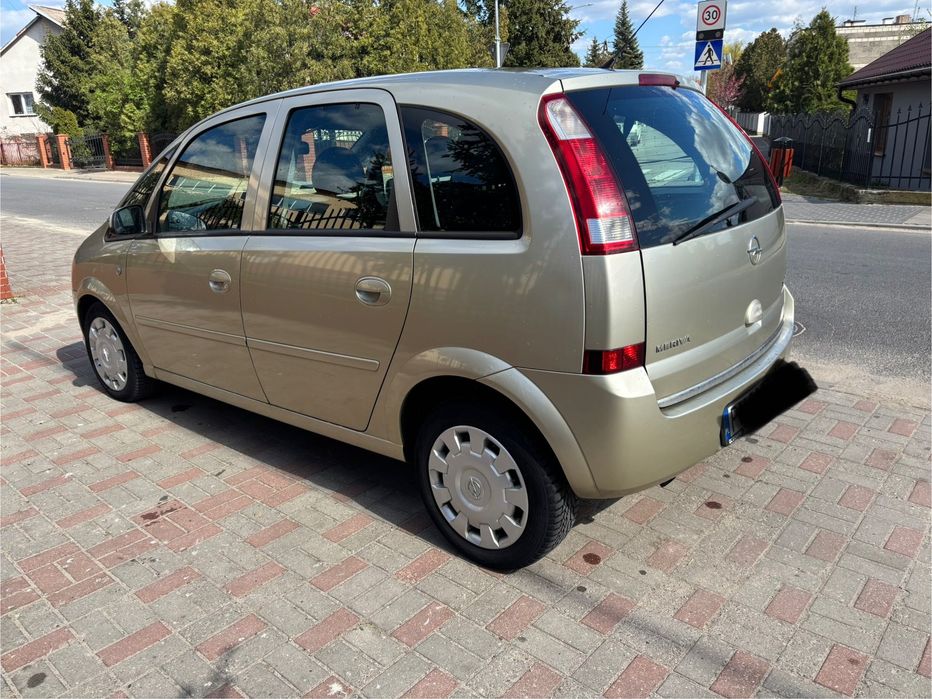 Opel Meriva 1.7. Isuzu