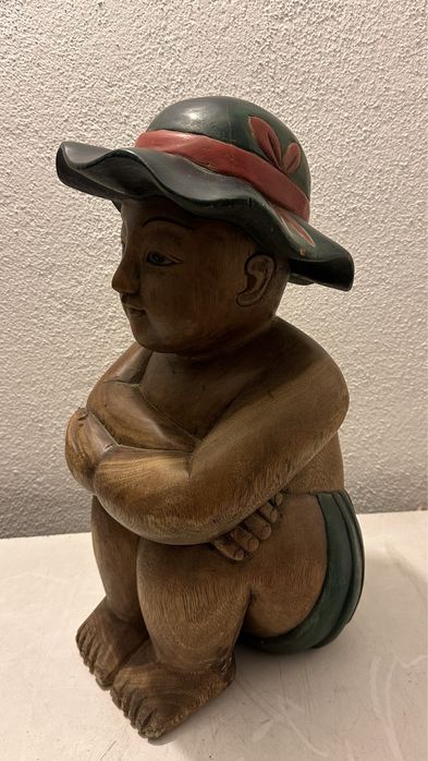 Figura de madeira asiatica