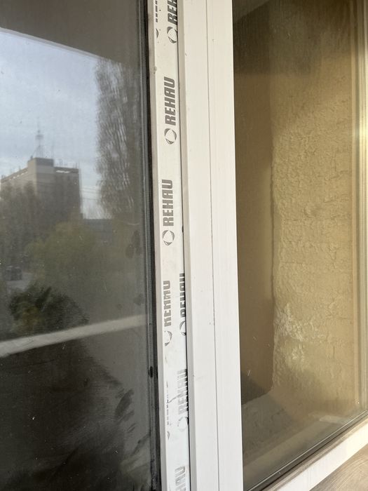 Балконний блок Rehau. Двері на балкон Rehau. Вікна Rehau