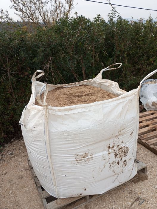 Seixo do rio, areia do pinhal