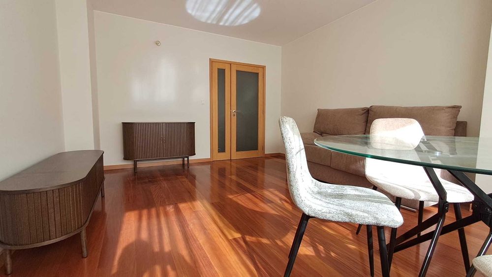 Apartamento T1 para arrendamento