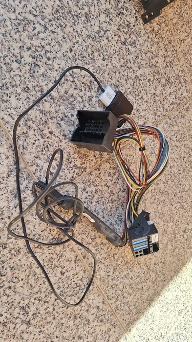 Rádio original Mini R50 2006