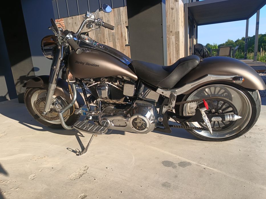 Fatboy  chopper custom 240 opona