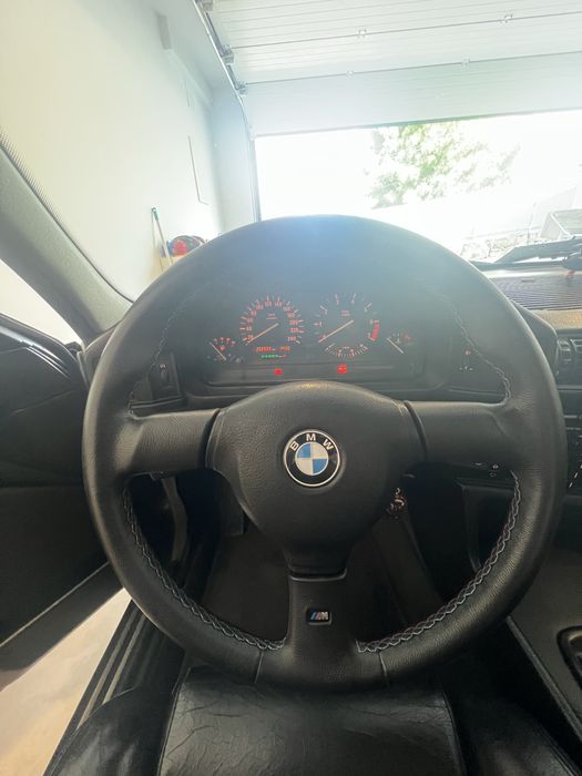 Bmw e34 de 1992 520i certificada museu do caramulo
