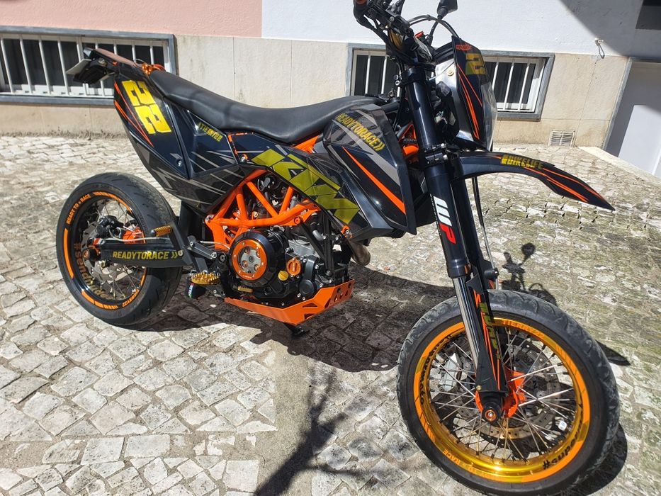 Vendo Ktm 690 sm