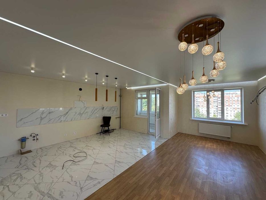 Неймовірна квартира на Виставці з ремонтом(Рауш)