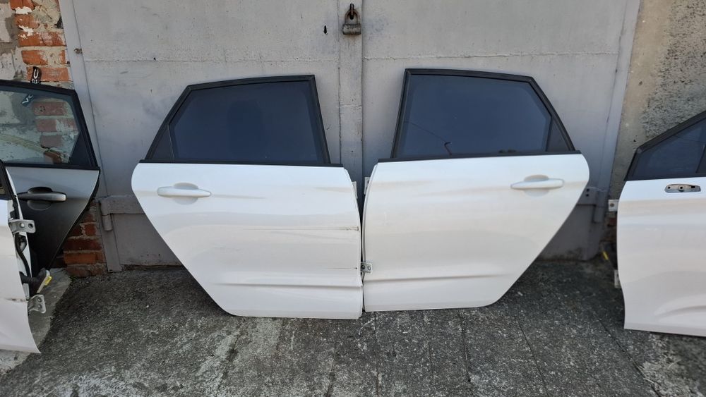 Двері Citroen C4 B7 дверка Citroën c4 b7 дверь ситроен с4 б7