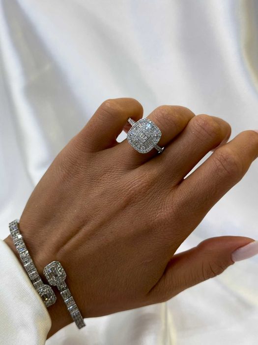 Pierścionek z diamentami 1.00 CT HRD