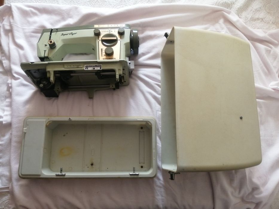 Máquina de Costura Vintage Super Vigor