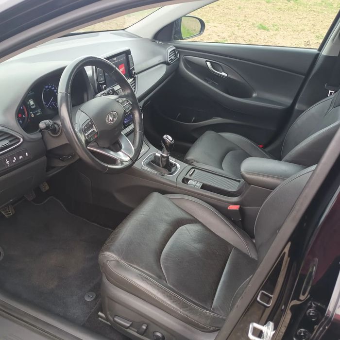 Hyundai I30 1.6 crdi PREMIUM NAVI.Kamera bezwypadkowy