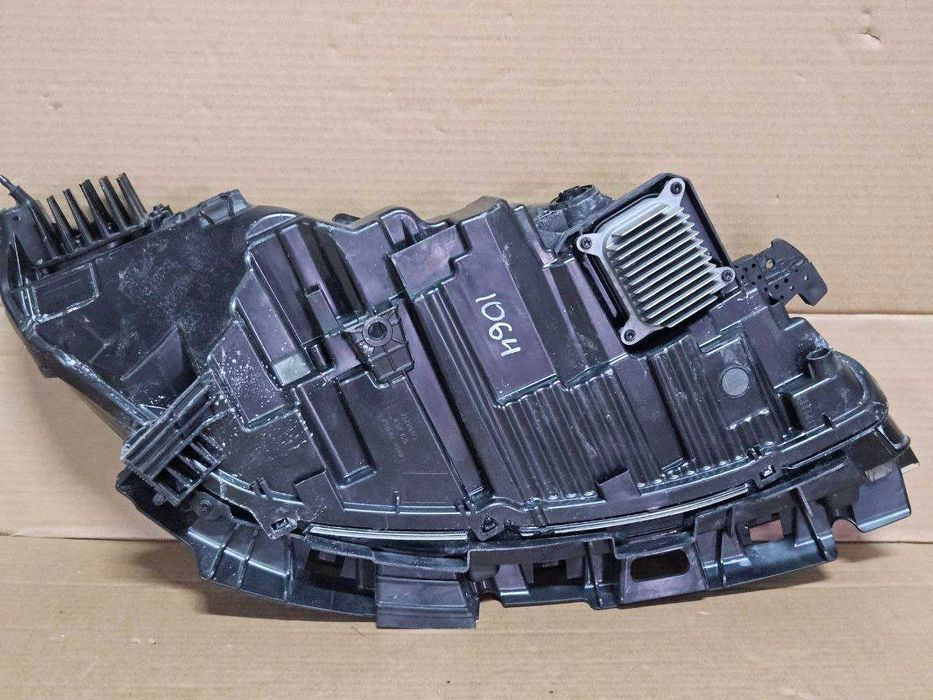 Фара левая Tesla Model 3 Highland оригинал