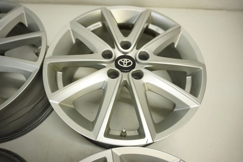 felgi 17 toyota chr rav-4 avensis yaris iv cross auris corolla camry p