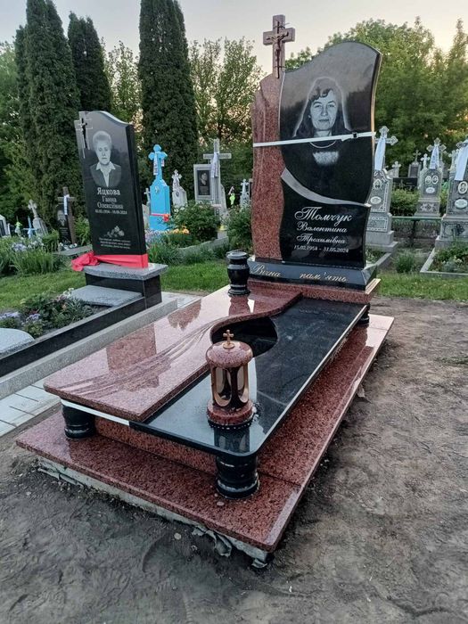 Пам'ятники виготовлення