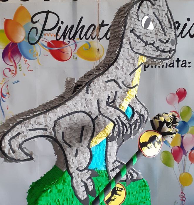 Pinhatas gigantes para bater o puxar.