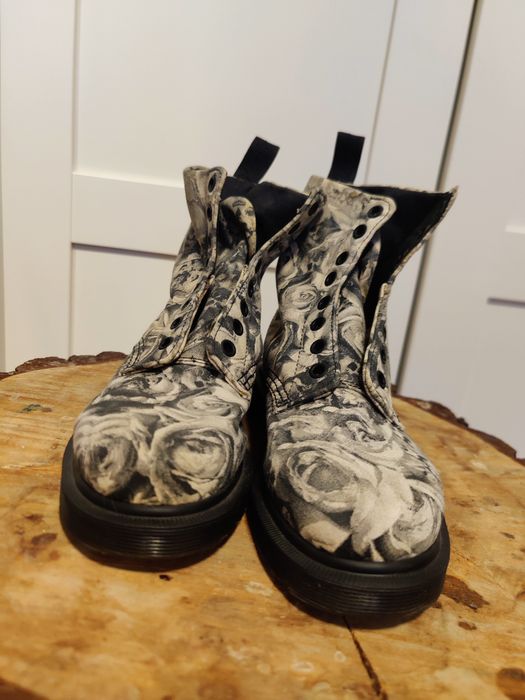 Buty Dr.Martens Beckett Skull Roses rozm. 36 stan BDB