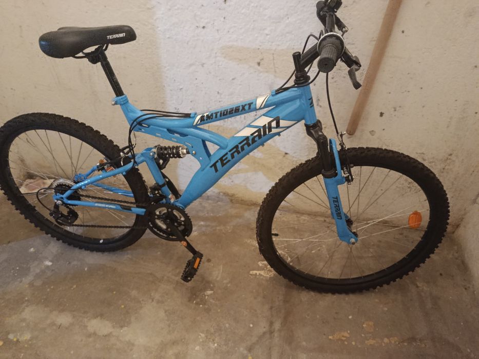 Rower górski z amortyzatorami