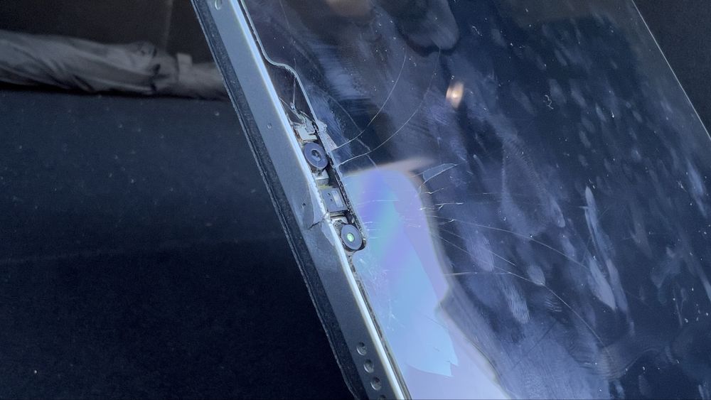 iPad Pro M2 (4ª Ger) + Magic Keyboard PT + Pencil 2 | Ler Descrição