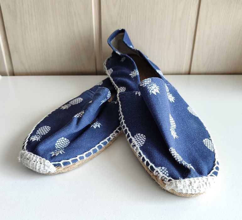 Buty płaskie espadryle 39 granatowe ananasy na lato trampki