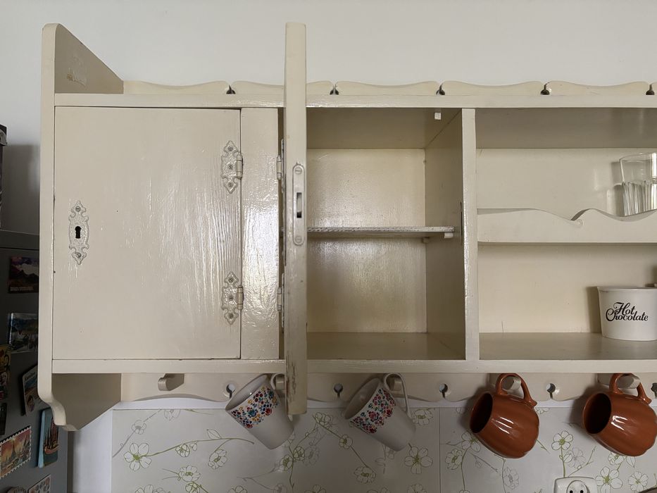 Drewniane szafki kuchenne styl rustykalny shabby chic