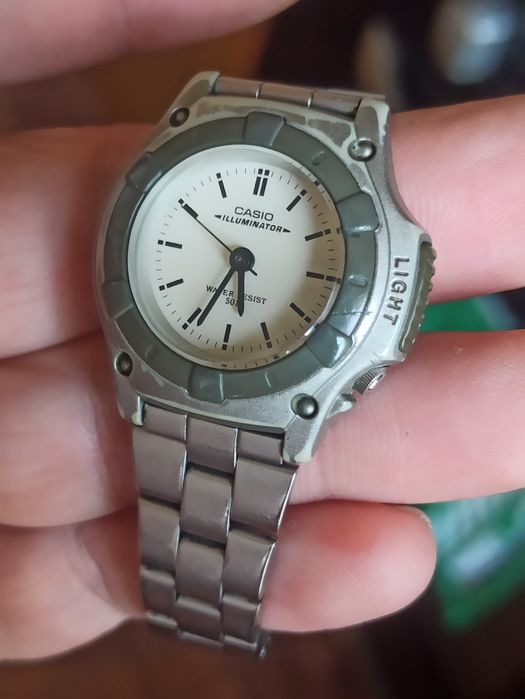 Фирменные часы, годинник Casio, Fossil, Peugeot 807