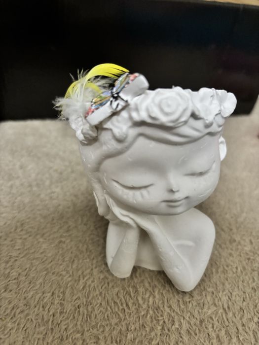 Bustos em gesso perfumado