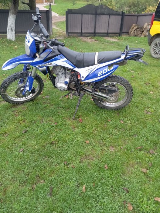 Продам мотоцикл Спарта 200