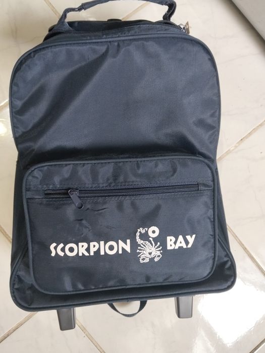 Mochila nova nunca usado