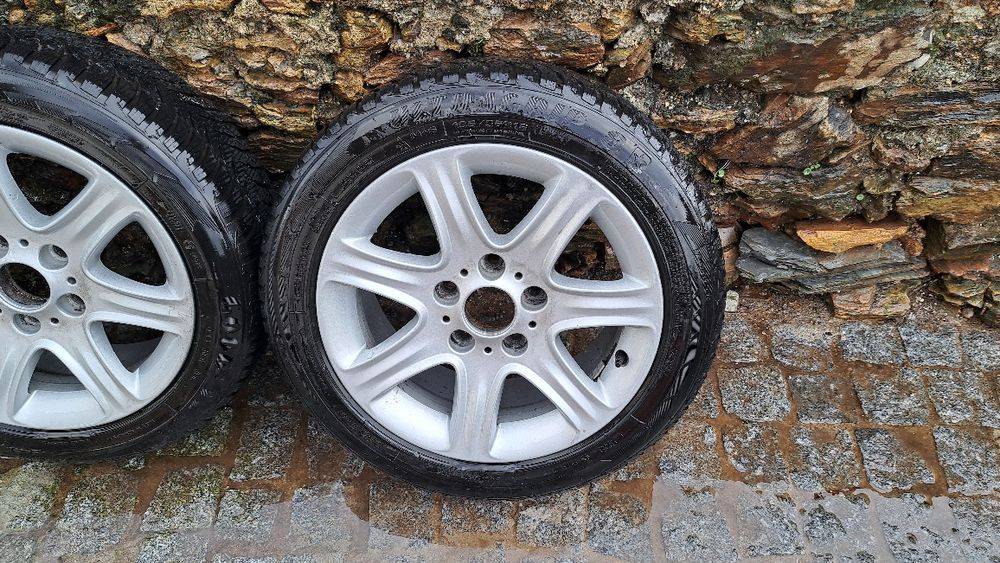 Jantes 16 5×120 BMW com pneus 195/55R16
Possí