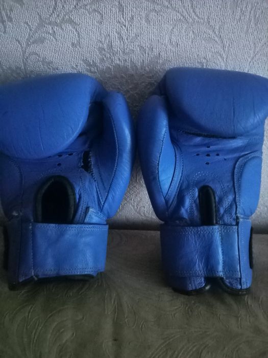 Отдам.  Даром ..