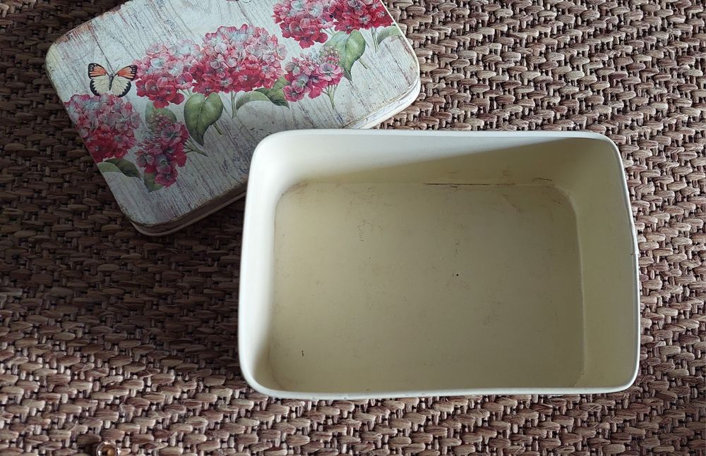 Caixa de arrumação borboletas