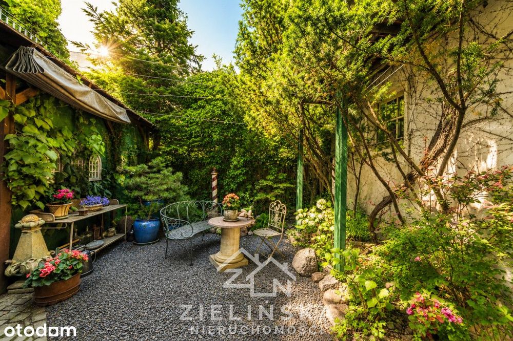 Klimatyczny dom w Orłowie | 194 m²|2 wejścia