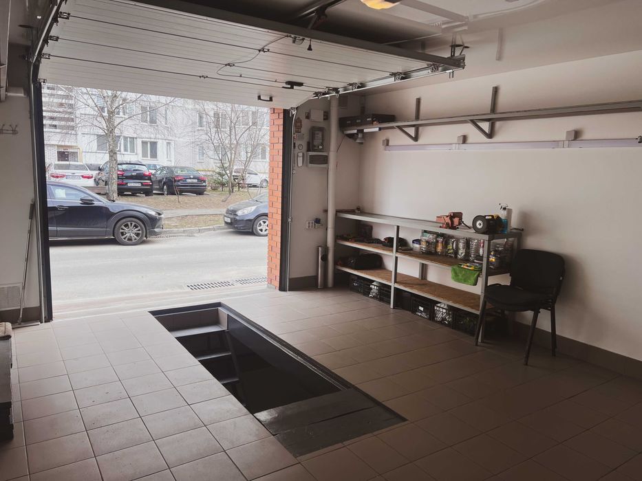 Продам Гараж Теплична 38