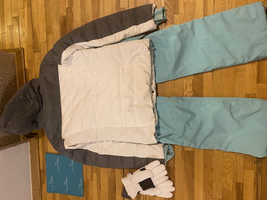 Костюм лижний жіночий S-M  балаклава+рукавиці в ідеальн стані