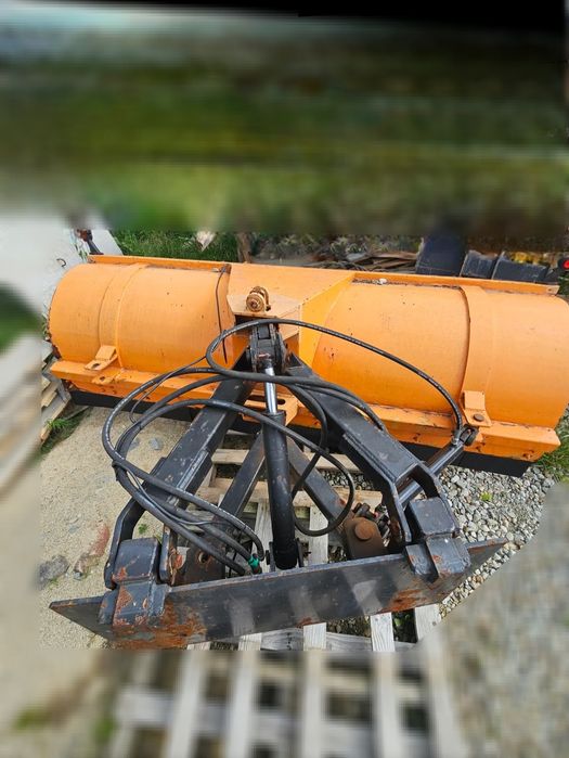 pług śnieżny hydrauliczny 270 cm  Pro Agro