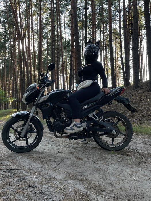 Продам мотоцикл  Forte 250