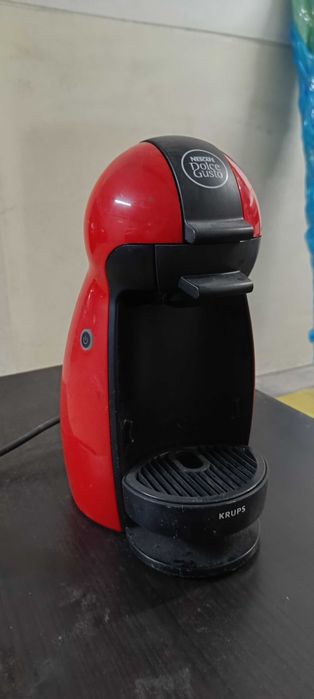 Máquina de café Doce Gusto