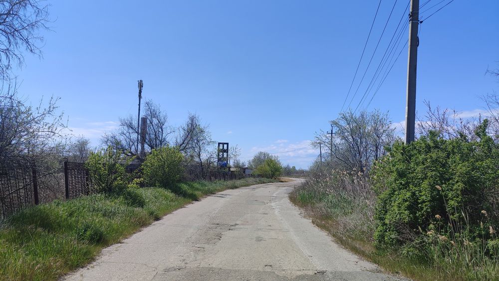 Продам фасадну ділянку біля моря 10 соток ділима