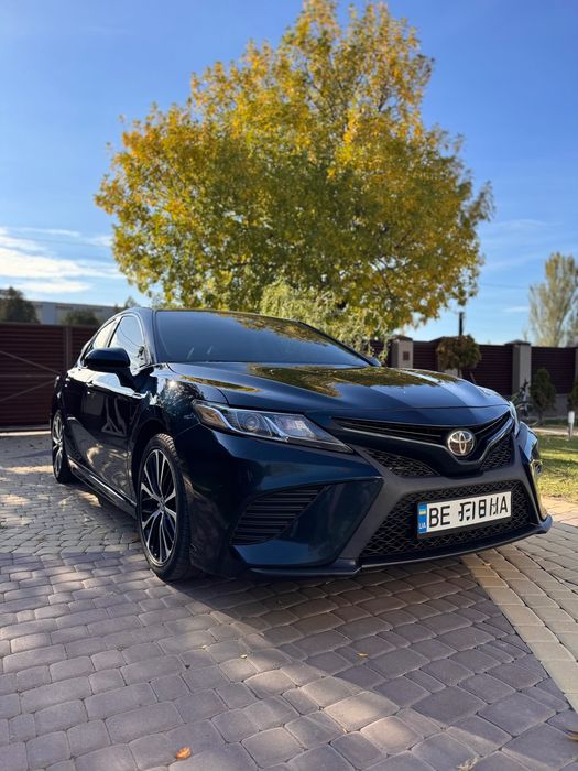 Продам Toyota Camry  SE BLUE