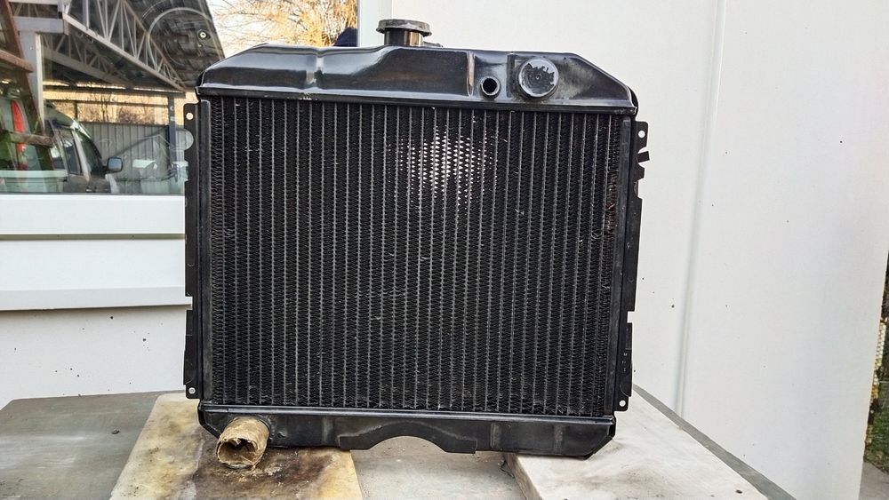 Радіатор на ГАЗ 24 новий
