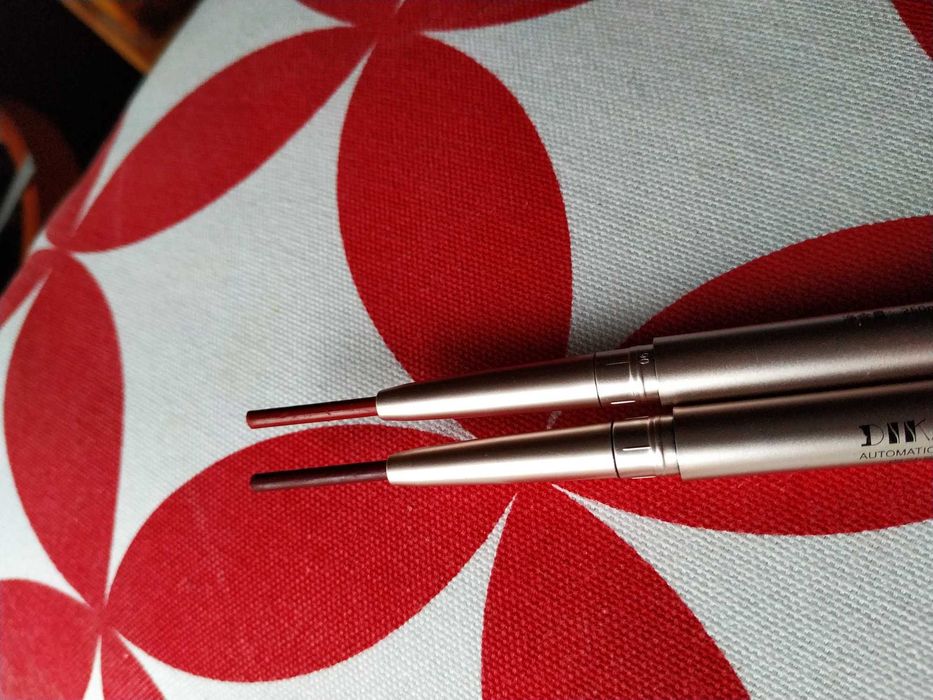 Продам лотом нову косметику