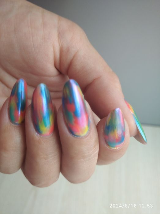 Mobilna stylizacja paznokci żelowych i hybrydowych