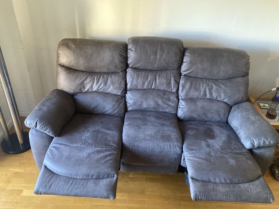 Sofá 3 lugares super confortável e rebatível