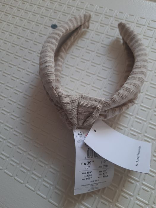 Дуже класний обруч чалма з вузликом від Reserved