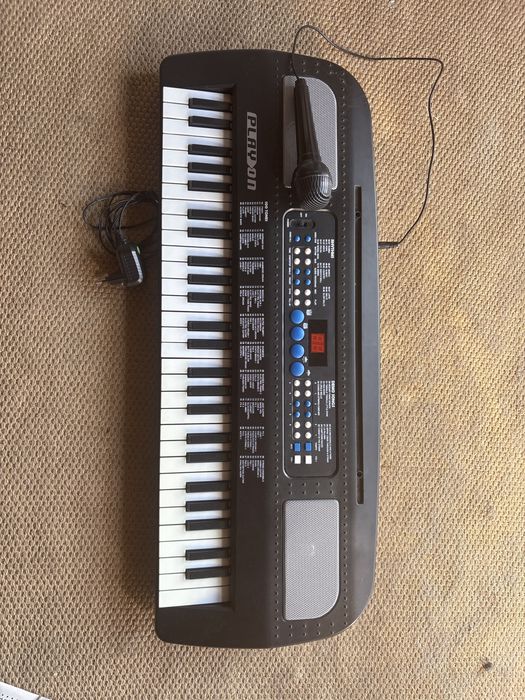 Teclado com 54 teclas play on