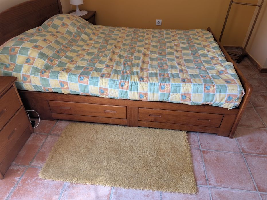 Vendo quarto de casal